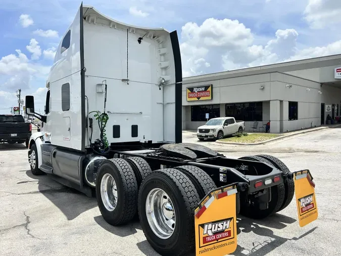 2021 Peterbilt 5797f6c34703f0ea5533810c8e09b06f02c