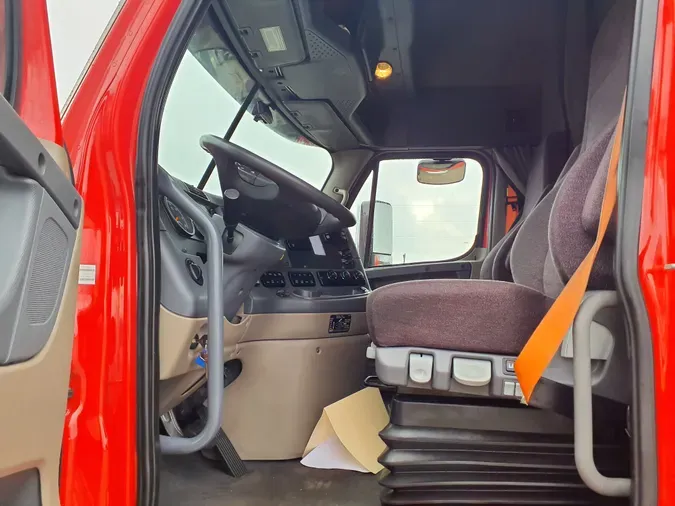 2019 FREIGHTLINER/MERCEDES CASCADIA 125