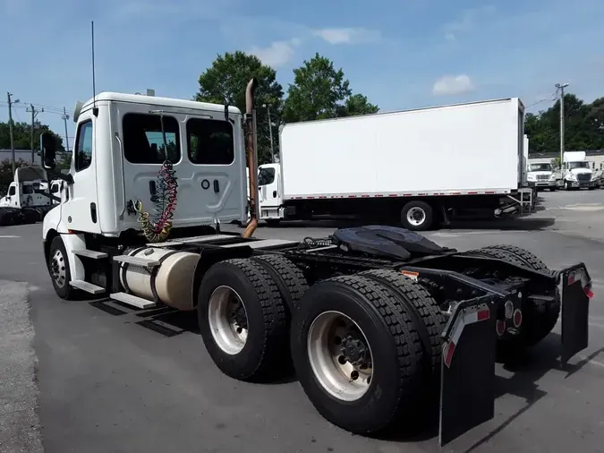 2019 FREIGHTLINER NEW CASCADIA PX12664