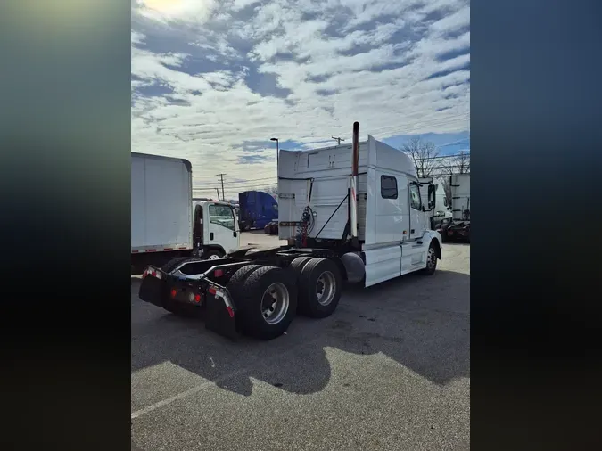2018 VOLVO VNL64T-7307f7886f567eb361e1c14474b2fc72a96