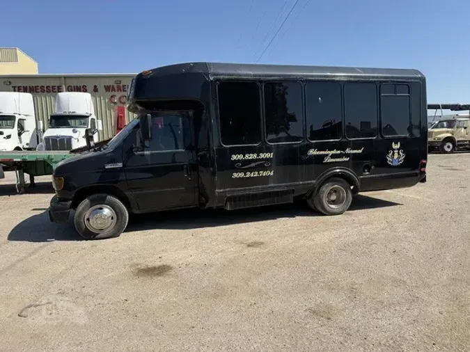 2002 FORD E350