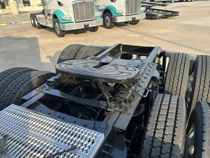 2019 Peterbilt 389