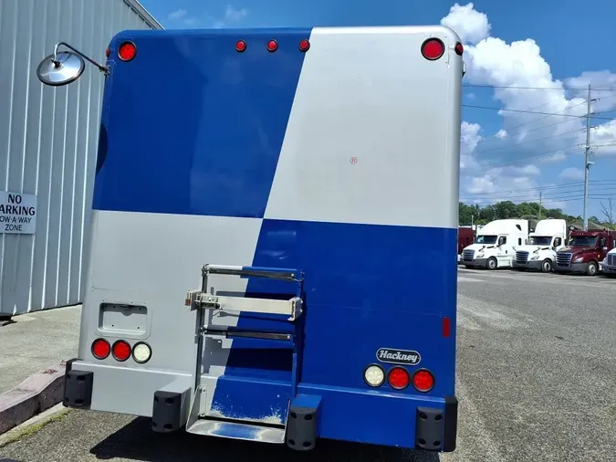 2019 ISUZU NRR