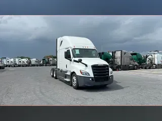 2022 Freightliner Cascadia 126