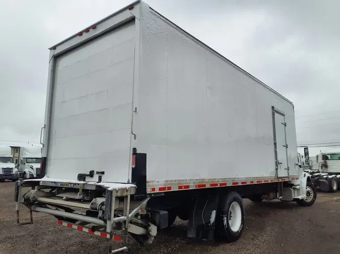 2018 FREIGHTLINER M2 106
