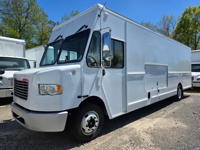 2017 FRTLR CUSTOM CHASSIS CORP MT-55 WALK-IN7f8b7e571149c42381abc76bc7ace331