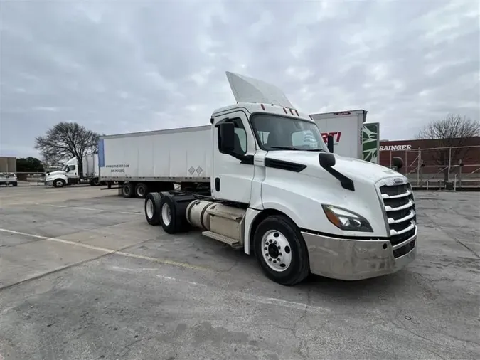 2020 FREIGHTLINER/MERCEDES NEW CASCADIA PX12664