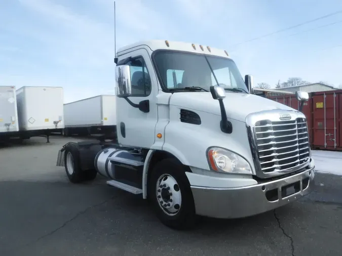 2018 FREIGHTLINER/MERCEDES CASCADIA 113