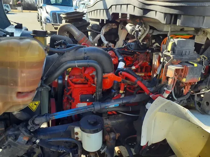 2018 NAVISTAR INTERNATIONAL 4300