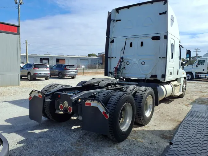 2019 FREIGHTLINER/MERCEDES CASCADIA 125