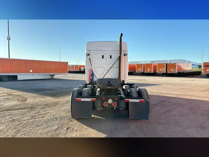 2020 Freightliner Cascadia