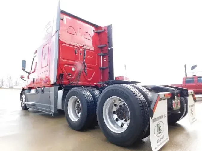 2020 Freightliner Cascadia