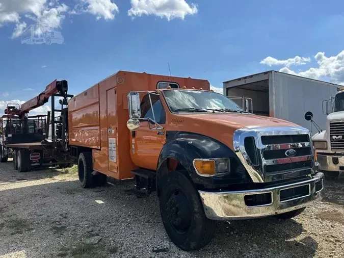 2013 FORD F750 SD