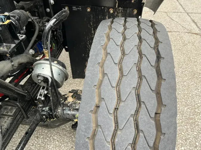 2026 Kenworth L7707f98bfac0e50aef416c2c9e82add2b61