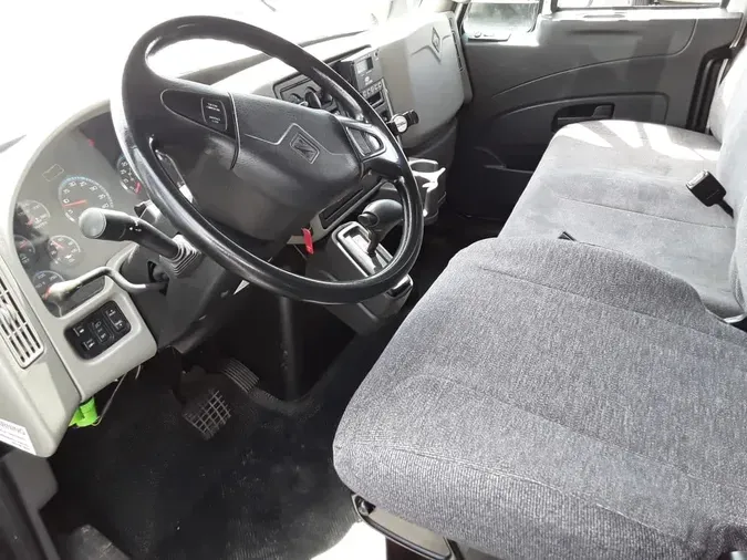 2018 NAVISTAR INTERNATIONAL 4300