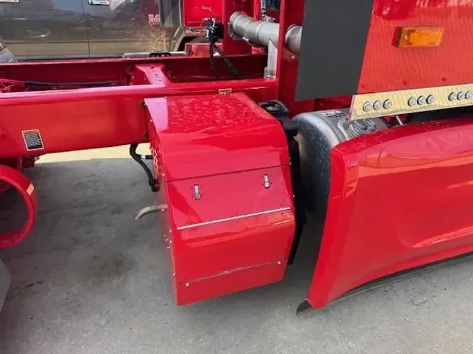 2026 Peterbilt 579