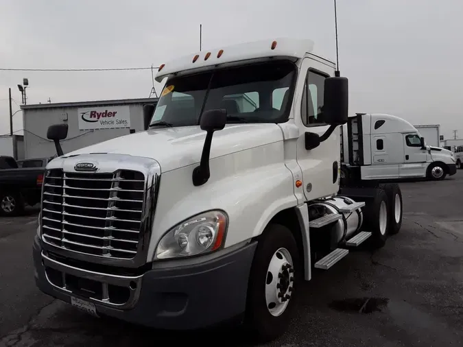 2019 FREIGHTLINER/MERCEDES CASCADIA 1257f9a6c89a969c2da842ca484c6b14c67