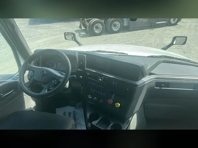 2022 International LT