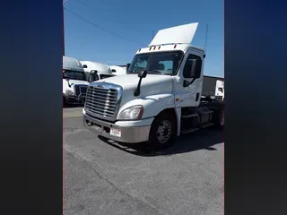 2018 FREIGHTLINER/MERCEDES CASCADIA 125