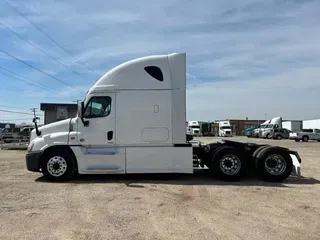 2017 FREIGHTLINER CASCADIA 125