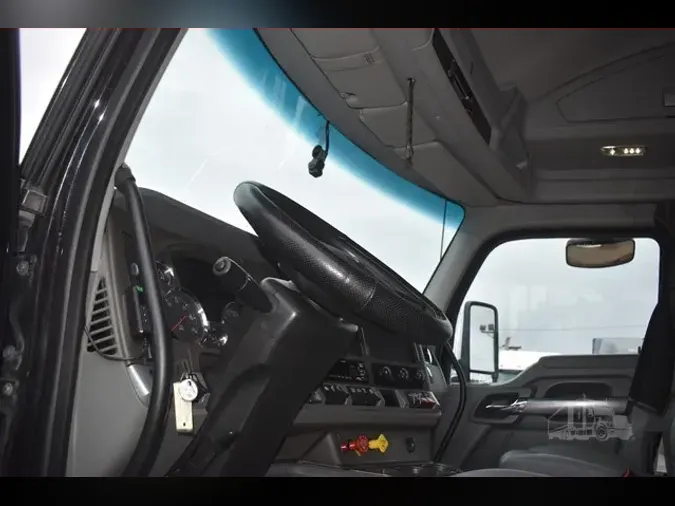 2018 KENWORTH T680