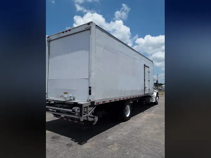 2018 FREIGHTLINER M2 106