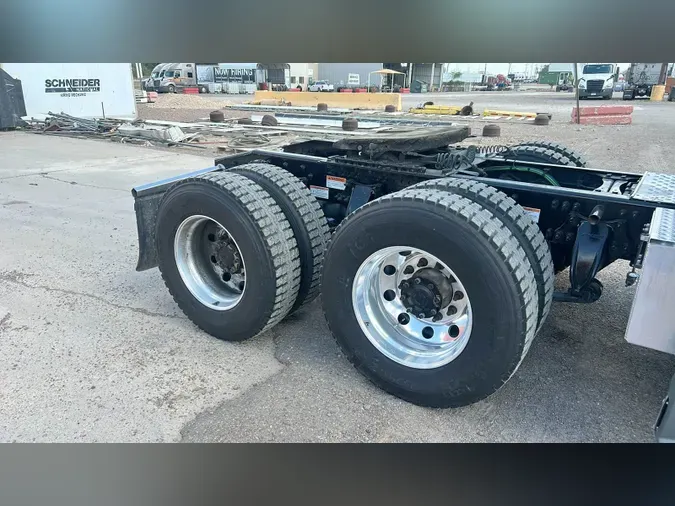 2022 Freightliner Cascadia 126