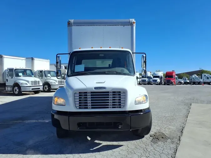 2018 FREIGHTLINER/MERCEDES M2 106