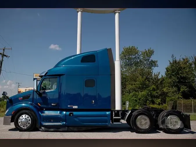 2020 PETERBILT 579