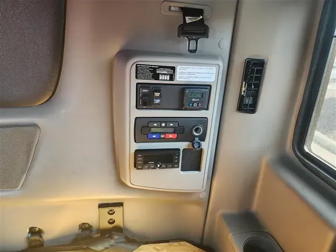 2022 INTERNATIONAL LT625