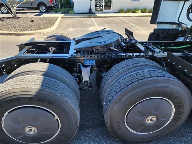 2022 INTERNATIONAL LT625