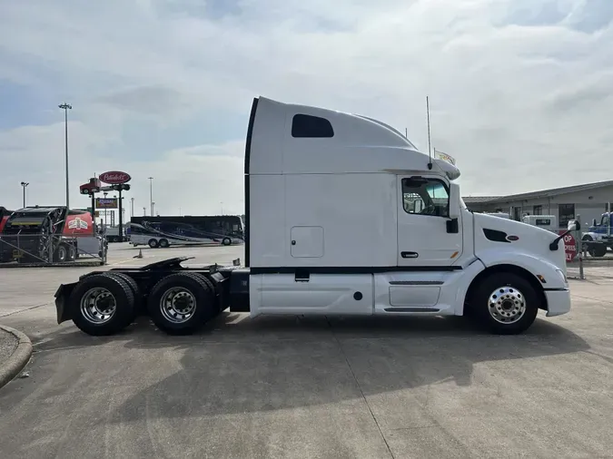 2022 Peterbilt 579