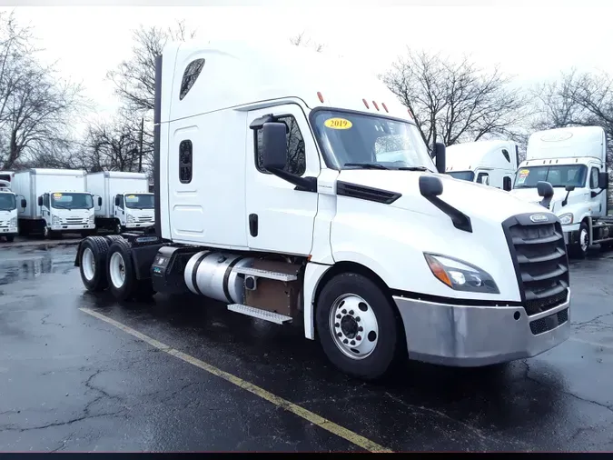 2019 FREIGHTLINER NEW CASCADIA PX12664