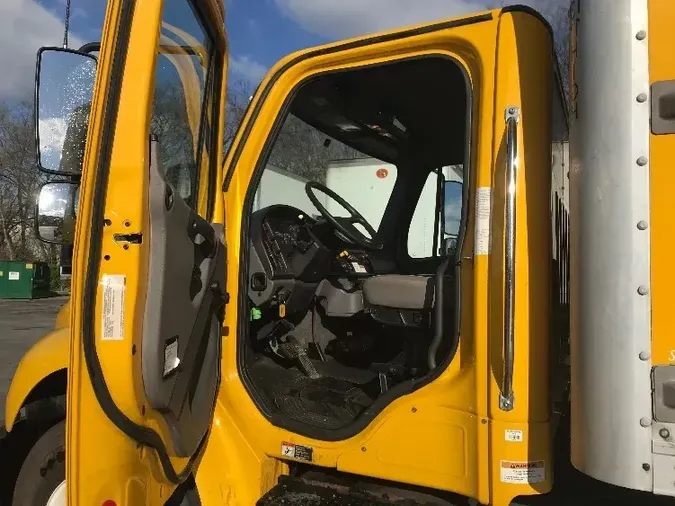 2018 Freightliner M2