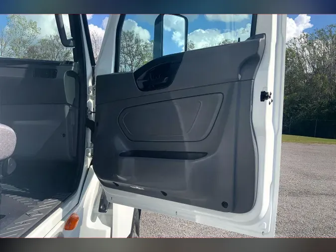 2025 INT LT625 6X4