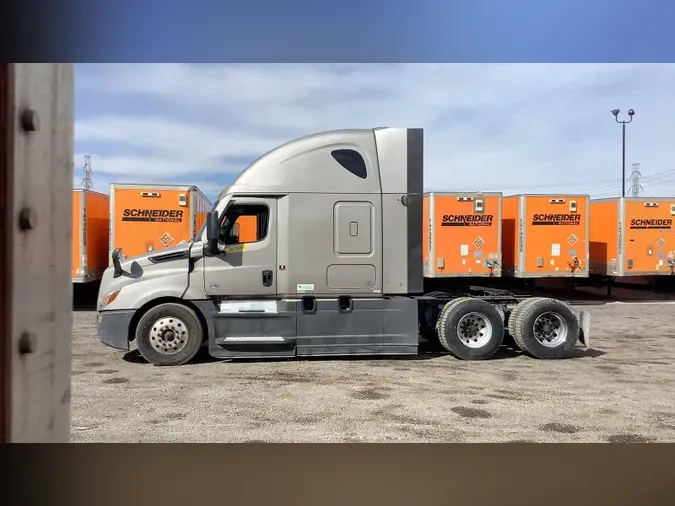 2023 Freightliner Cascadia