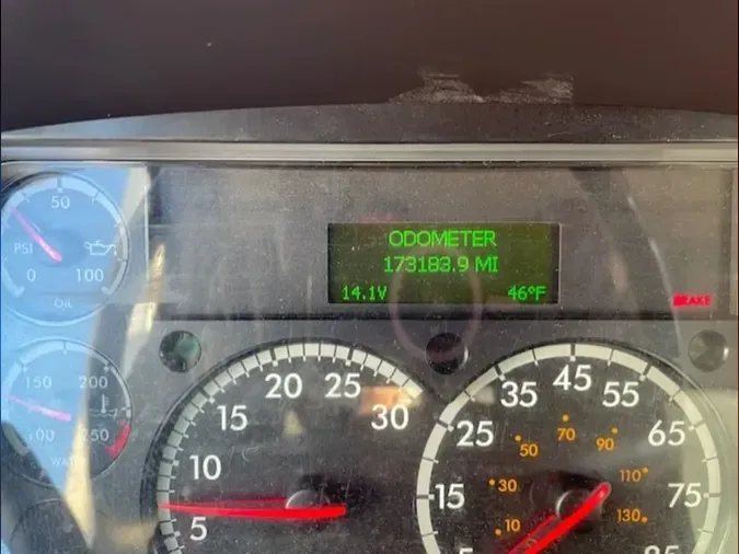 2019 FREIGHTLINER/MERCEDES M2 106