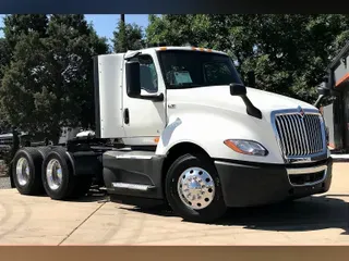 2021 INT LT625 6x4