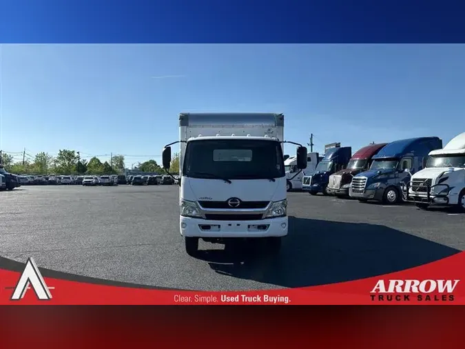 2019 HINO 195