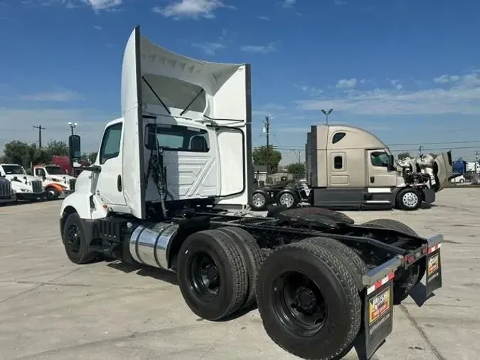 2023 International LT625