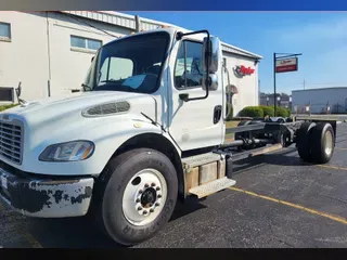 2019 FREIGHTLINER/MERCEDES M2 106