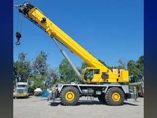 2013 GROVE RT-9130E