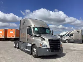 2022 Freightliner Cascadia 126