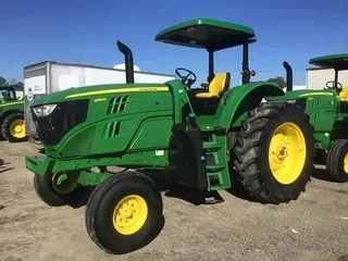 2016 John Deere 6155M