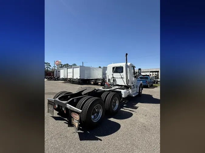 2019 Peterbilt 567