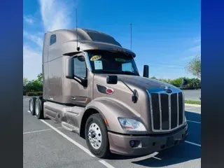 2022 Peterbilt 579
