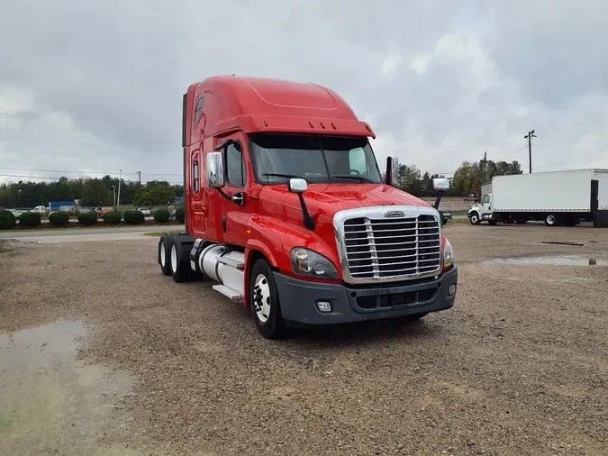 2019 FREIGHTLINER/MERCEDES CASCADIA 125