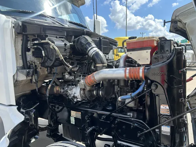 2020 Peterbilt 567