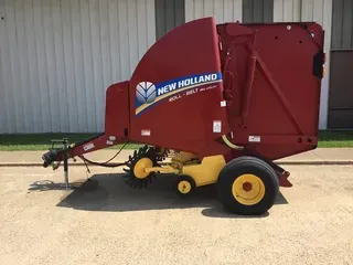 2016 New Holland Rollbelt 450 Utility