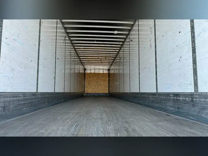 2018 Stoughton 7fe4e3eea84dd1ea390941636f3d0d05